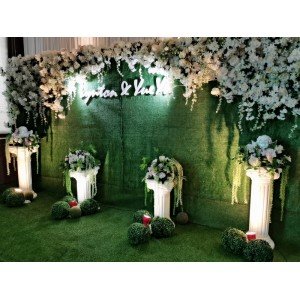 GARDENING PHOTO BOOTH