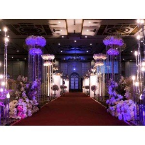 Walkway deco